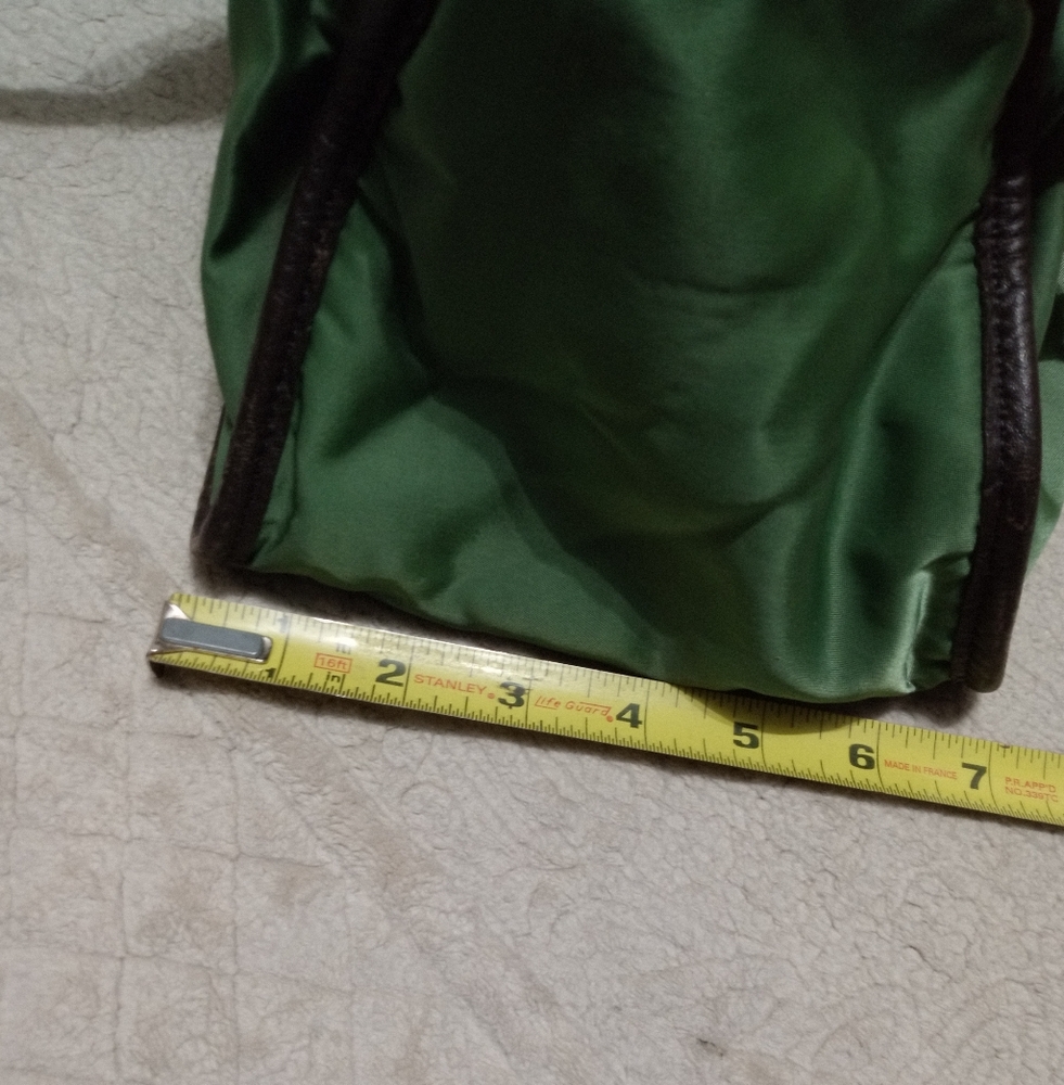 Prada Green Handbag purse - Picture 6 of 13